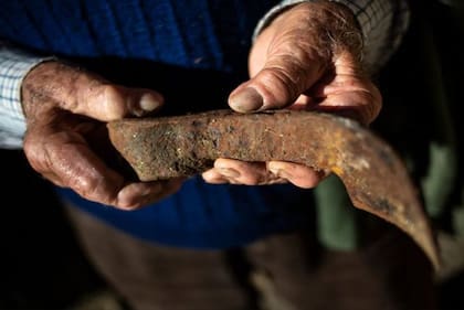 La práctica y las herramientas de extracción de resina se transmitían de generación en generación.