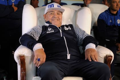 La Justicia investiga si hubo homicidio culposo en la muerte de Maradona