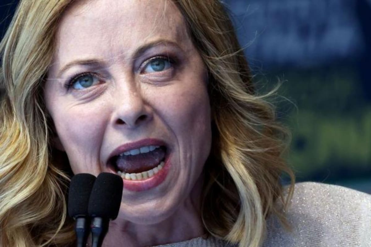 La premier Giorgia Meloni decretó el fin del "ius sanguinis" extendido: solo dos generaciones podrán acceder a la nacionalidad