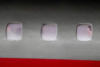 La premio Nobel de la Paz María Corina Machado llega al aeropuerto de Oslo, en Gardermoen, Noruega, el miércoles 10 de diciembre de 2025.