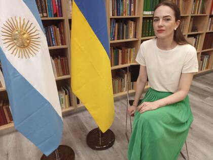 La Premio Nobel de la Paz, Oleksandra Matviichuk, en la sede de la Asociación Ucrania de Cultura "Prosvita" de Buenos Aires