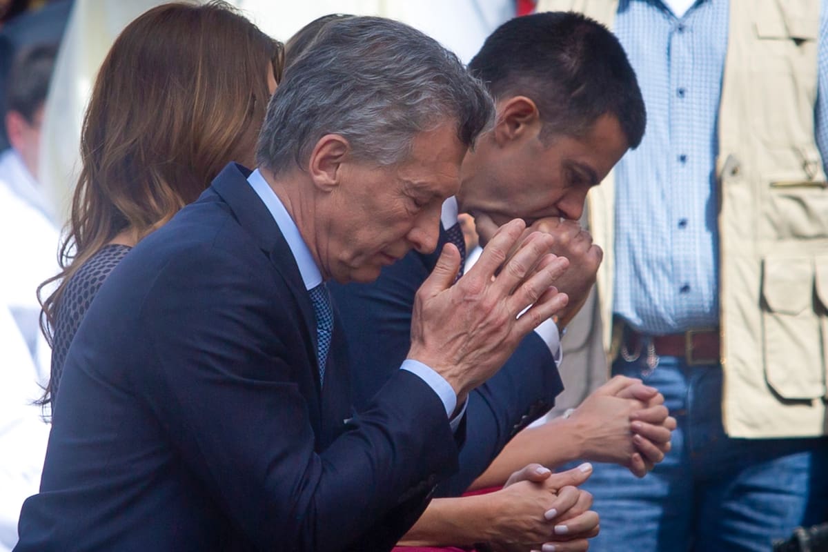 La presencia del Presidente en la celebración generó críticas