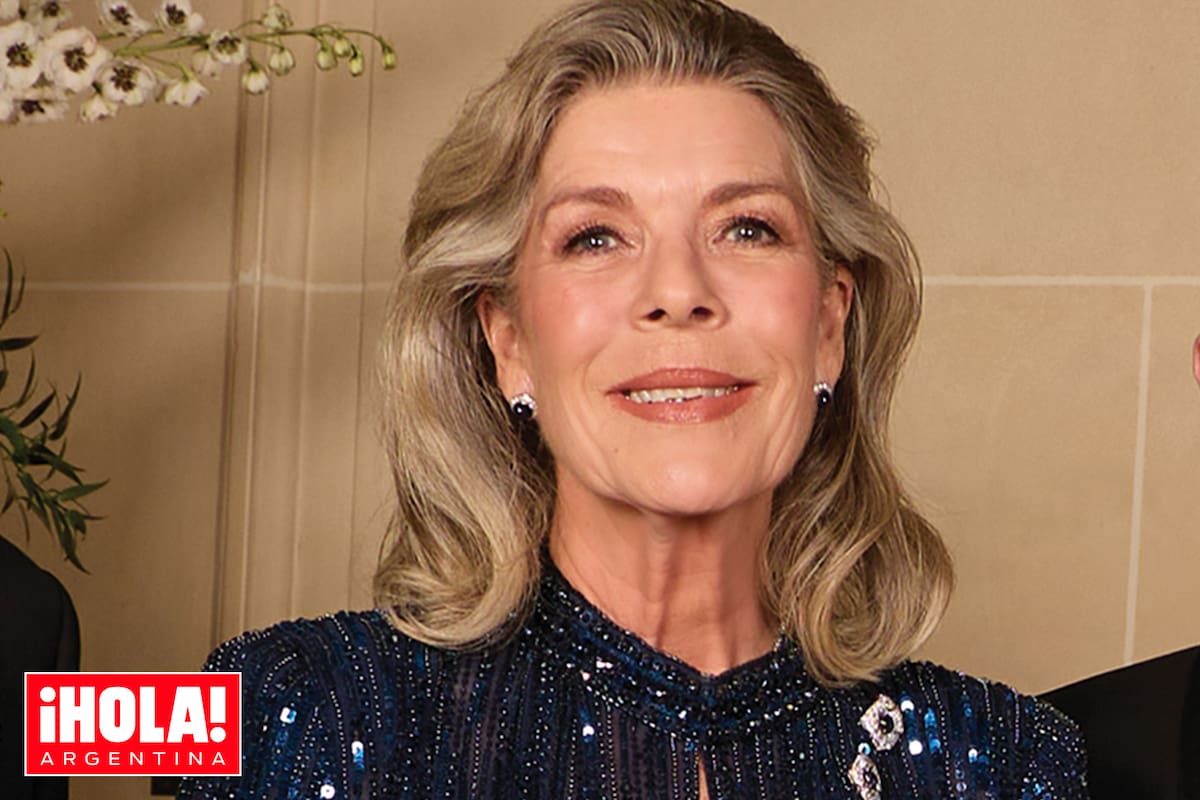 La "presencia estelar" de Carolina, recordó cuando su madre, Grace Kelly, presidió en 1967 la última gala de la Orden de Malta en París