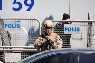 El tiroteo cerca del consulado israelí en Estambul, donde reportan un terrorista muerto y cuatro heridos