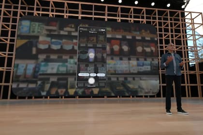 La presentación de la nueva versión de multibúsqueda en vivo, en el Google I/O 2022