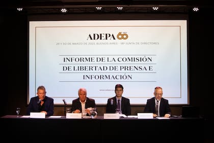 La presentación del informe de la Comisión de Libertad de Prensa e Información de ADEPA
