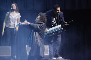 Milei cantó varios hits de La Renga ante el público del Luna