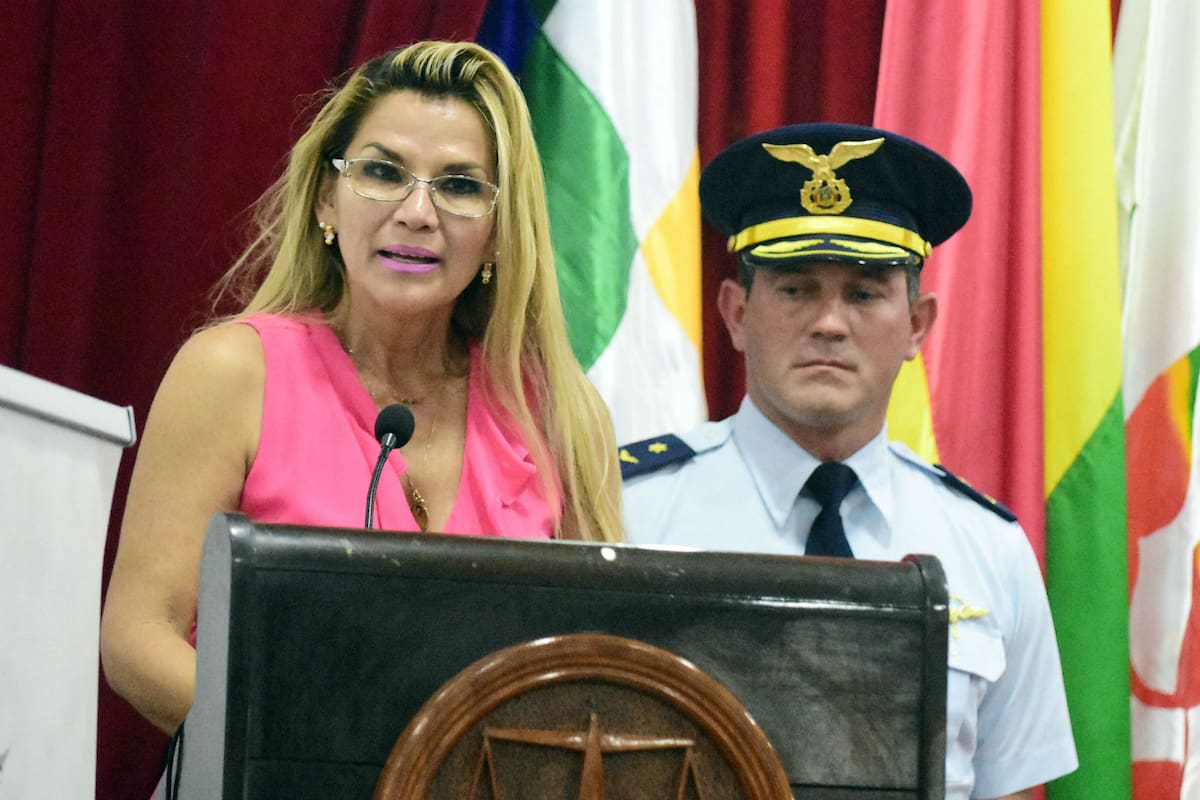 La presidenta de Bolivia, Jeanine Áñez