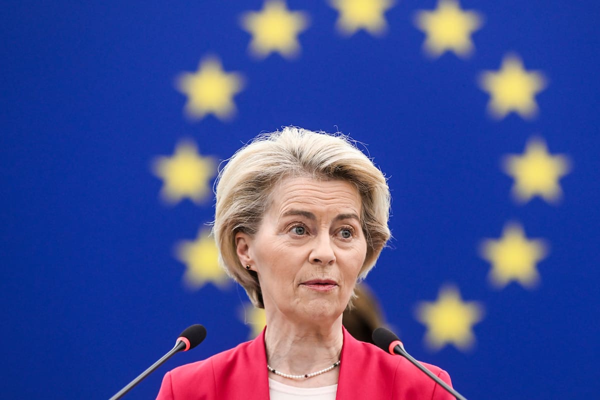 La presidenta de la Comisión Europea, Ursula von der Leyen, busca simplificar los procedimientos de la UE para estimular el anémico crecimiento económico