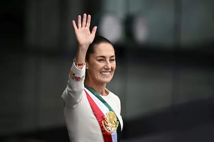 La presidenta de México aseguró que el Fan Fest del Mundial estará abierto pese a las protestas sociales.