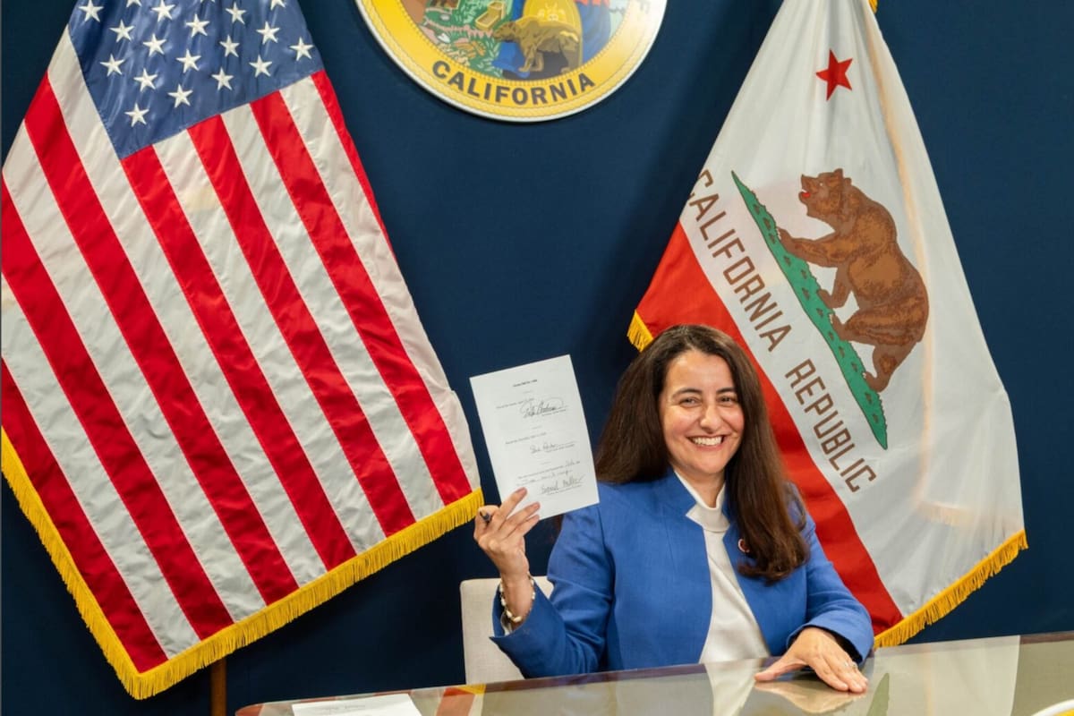 La presidenta del senado asumió el cargo de gobernadora de California debido al viaje de Newsom a Chicago
