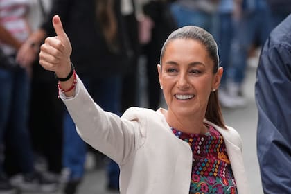 La presidente de México remarcó que el uso de la bandera en algunos casos es un símbolo de "provocación" en medio de las protestas