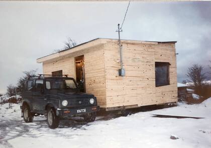 La primera casa de Luis, hecha con sus propias manos.