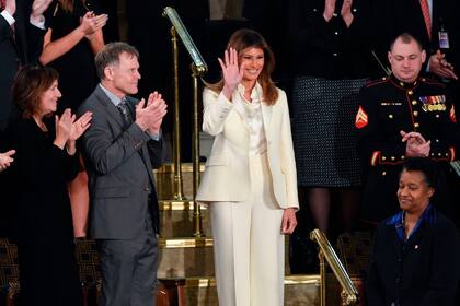 La primera dama de Estados Unidos asistió al discurso de su marido con un traje de Dior