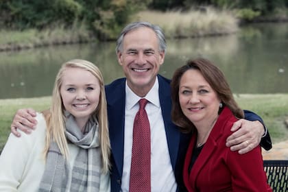 La primera dama de Texas, Cecilia Abbott, es nieta de inmigrantes mexicanos