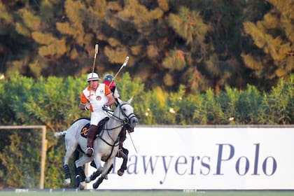 La primera edición del Lawyers Polo fue en 2008, en Buenos Aires, ciudad a la que vuelve para su décima edición, que se realizará del 6 al 10 de diciembre en La Alegría Polo Club