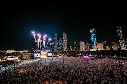 La primera fecha de Lollapalooza 2024 cerró con un show de fuegos artificiales