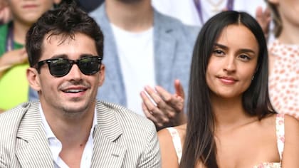 La primera foto oficial del romance entre Leclerc y Saint Mleux: ambos fueron fotografiados en el torneo de Wimbledon
