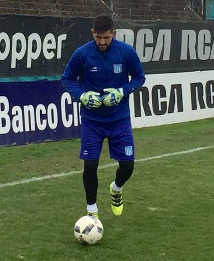 La primera imagen de Orion con la camiseta de Racing