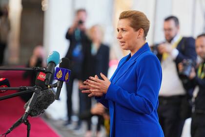 La primera ministra danesa insta a Trump a detener sus amenazas de apoderarse de Groenlandia