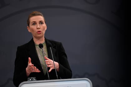 La primera ministra de Dinamarca, Mette Frederiksen, pidió que se investiguen las graves acusaciones