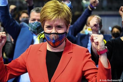 La primera ministra escocesa y jefa del partido independentista SNP, Nicola Sturgeon