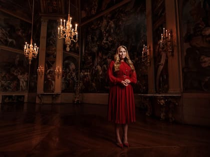 La princesa Amalia en el Orange Zaal, uno de los salones principales del palacio Huis ten Bosch, su hogar.