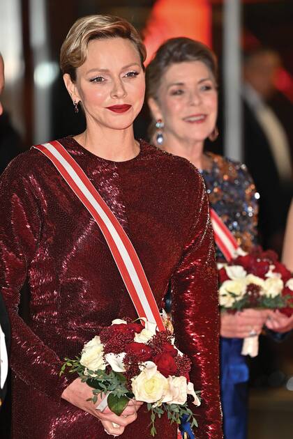 La Princesa Charlene de Mónaco asiste a una gala en el Grimaldi Forum durante el Día Nacional de Mónaco 2023 el 19 de noviembre de 2023.(Stephane Cardinale/PLS Pool/Getty Images)