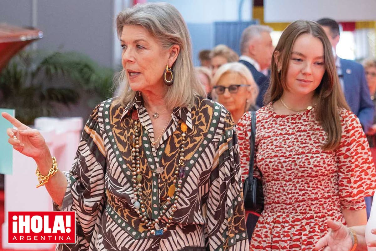 La princesa de Hannover fue parte del jurado especial y recorrió cada uno de los stands para hablar y ver el trabajo de los expositores.