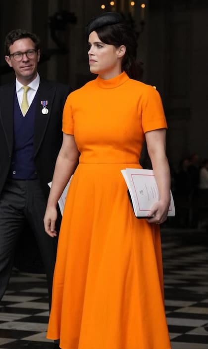 La princesa Eugenie lució 22 prendas nuevas en 2022 y gastó US$ 19.649.75 solo en ropa.