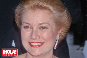 La princesa Grace de Mónaco, quien perdió la vida en septiembre de 1982 debido a una mala maniobra en una curva, cuando conducía su auto entre Roc Agel y Mónaco junto a su hija menor, Estefanía.
