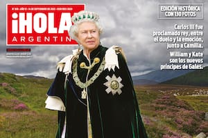 130 fotos y un recorrido por su apasionante vida, en una edición histórica de ¡HOLA! Argentina