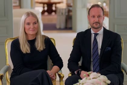La princesa Mette Marit y el príncipe Haakon, durante la entrevista