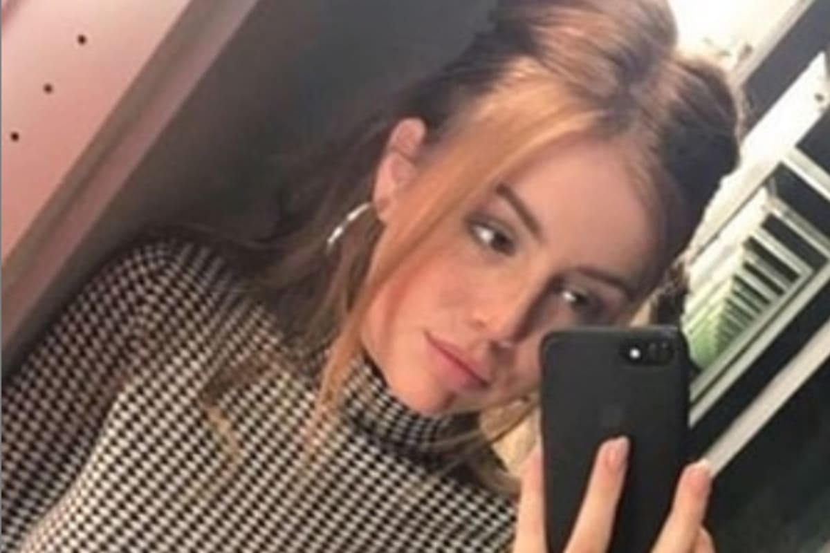 La princesa se orienta a ser la hija y hermana artista y relajada de la familia