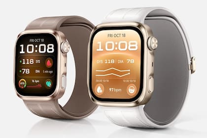 La principal diferencia del Huawei Watch D3 respecto de otros relojes inteligentes es que puede medir la presión arterial gracias a una correa que se hincha para funcionar como tensiómetro