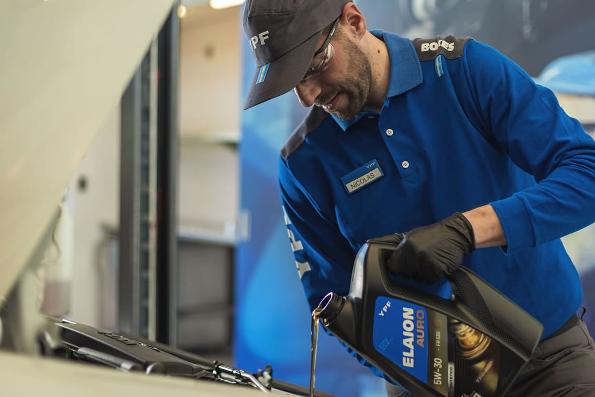 La principal petrolera del país fomenta el consumo para evitar pérdidas en horarios de baja demanda