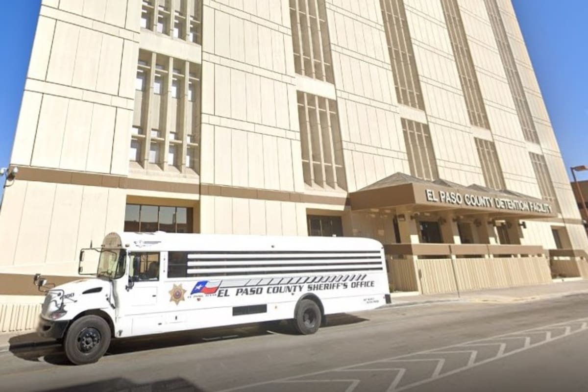 La prisión se localiza en El Paso, Texas, y tiene una capacidad de alojamiento para 1000 reclusos