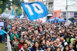 El contacto entre Kicillof y Máximo Kirchner, la negativa de Milito y la incomodidad del Gobierno, en el adiós a Solari