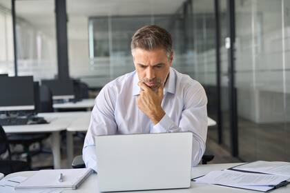 La procrastinación de tareas generalmente es acompañada por un sentimiento de culpa