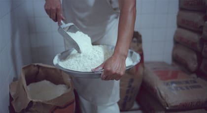 La propuesta del Gobierno es que, a partir de este redireccionamiento, los panaderos recibirían la compensación contra factura