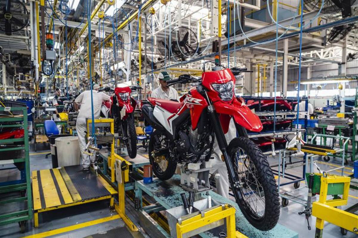 La producción de la Honda Tornado en la planta de la compañía en Campana