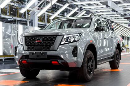 La producción de la Nissan Frontier y la Renault Alaskan estará frenada por dos semanas en Córdoba