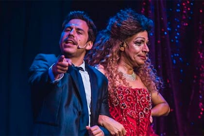 La producción de la obra protagonizada por Fernando Dente, Martín Bossi y Sofi Morandi decidió suspender las funciones