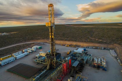 La producción de petróleo y gas no convencional creció en el último año 66% y 233%, respectivamente