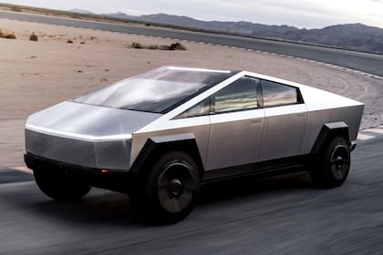 La producción en serie de la Cybertruck comenzaría en 2023