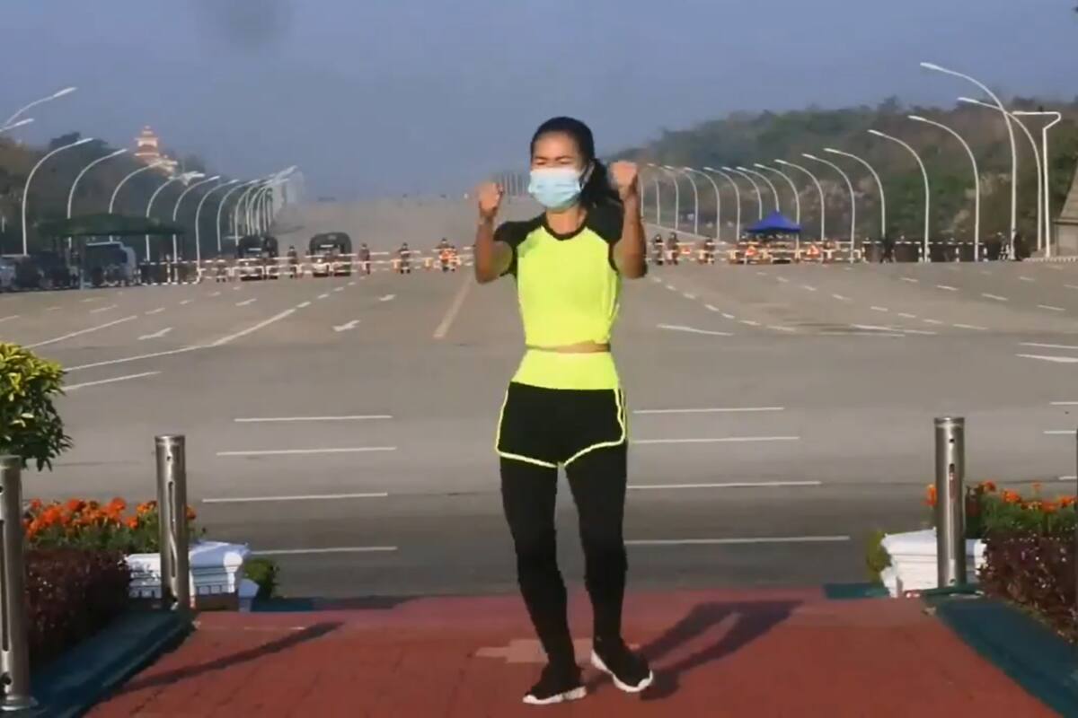 La profesora de educación física realizó su rutina de ejercicios en vivo mientras un grupo de militares llegaba al Parlamento para concretar el golpe de Estado