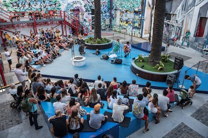 La programación contempla ciclos de música en vivo