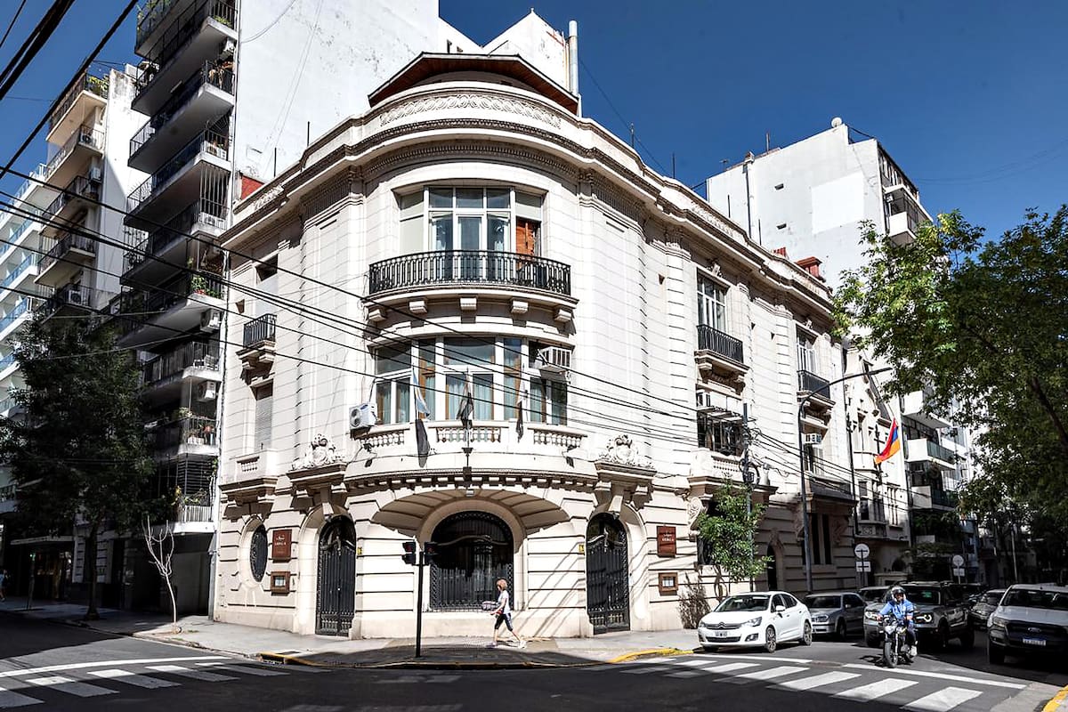 La propiedad conserva el estilo de principios del siglo pasado