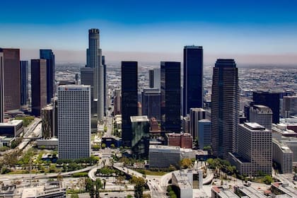 La propiedad debe estar ubicada en Los Ángeles, en California, y el precio máximo no puede ser superior a US$930.622