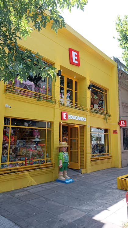 La propuesta de Educando se enfoca en estimular la creatividad y el aprendizaje en cada etapa de la infancia